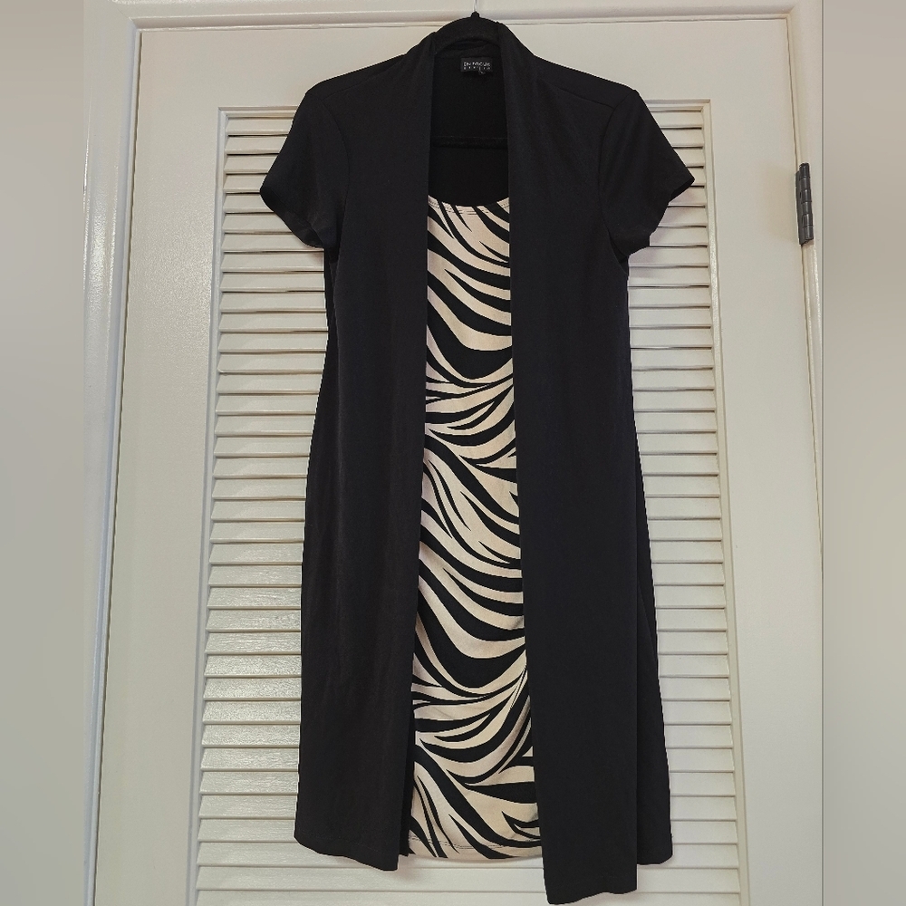 Enfocus Studio - Black & White Zebra One-Piece Short-Sleeve Dress